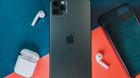 Apple duyệt chi 90 tỷ USD mua lại cổ phiếu