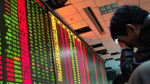 Chứng khoán 6/5: Gần 90 mã giảm sàn, VN-Index mất hơn 31 điểm 