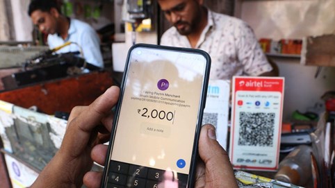 Xu hướng thanh toán kỹ thuật số bùng nổ ở Ấn Độ: Người ăn xin kiếm được gấp đôi khi dùng mã QR