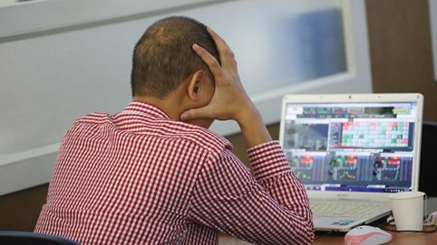 Chứng khoán 19/10: Nhóm trụ cột 'đuối sức', VN-Index lại lưỡng lự ở vùng 1.050 - 1.070 