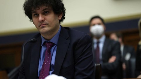 Sam Bankman-Fried và 9 lần sụp đổ tai tiếng của các tỷ phú toàn cầu 