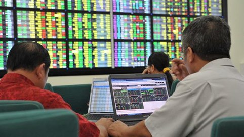 Chứng khoán 23/12: Thanh khoản thấp nhất từ tháng 11, VN-Index lại giảm