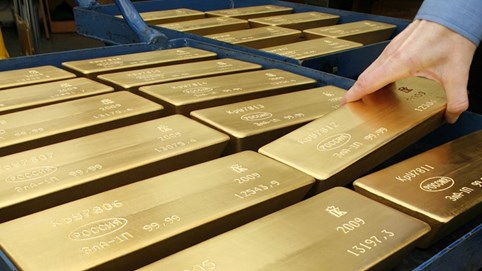 Vàng chính thức vượt mốc 1.800 USD