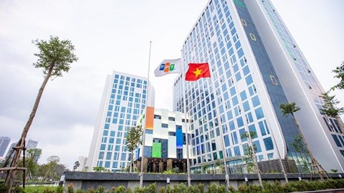 Nắm giữ hơn 26.000 tỷ đồng tiền và tiền gửi, FPT báo lãi trước thuế năm 2021 tăng 20%
