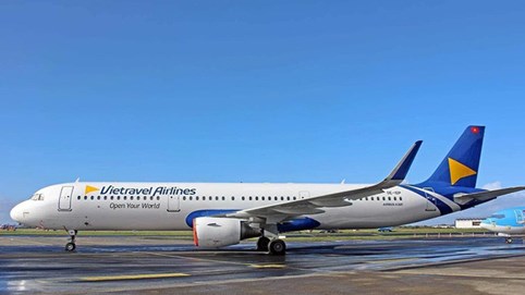 Hãng hàng không Vietravel Airlines cất cánh trong bối cảnh công ty mẹ lỗ nặng 