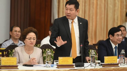 Chủ tịch FPT đề xuất Thủ tướng cho phép doanh nghiệp tư nhân xử lý tình trạng nghẽn giao dịch chứng khoán