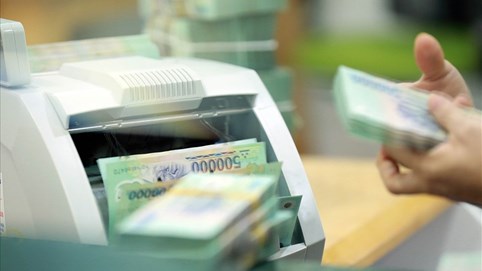 Lãi suất ngày 8/3: Chỉ còn nhóm ngân hàng quy mô nhỏ giữ tỷ lệ trên 9%/năm, nhiều ngân hàng tặng quà ngày Quốc tế phụ nữ