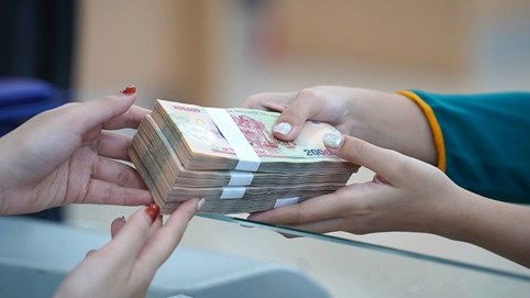 Lãi suất ngày 3/4: Tiền gửi kỳ hạn ngắn giảm 0,5% từ hôm nay