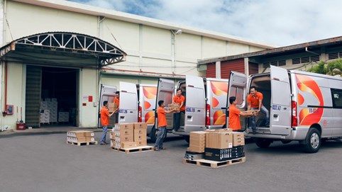 Loạt lãnh đạo Digiworld (DGW) muốn chuyển nhượng cổ phần với tổng giá trị 950 tỷ đồng để thành lập công ty mới