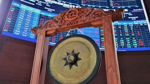 Bộ Tài chính: Đang chỉ đạo để áp dụng lại lô 10 trên HoSE vào tháng 8