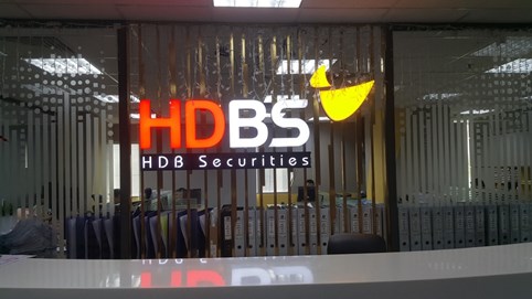 Chứng khoán HDB (HDBS) sắp chào bán 71,3 triệu cổ phiếu tăng vốn vượt 1.000 tỷ đồng