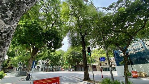 Hà Nội bác bỏ tin 'án binh bất động' toàn thành phố