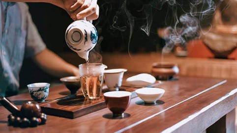 Doanh nhân với Trà Thiền - Gỡ bỏ tạp niệm, tìm phút tịnh tâm sau những cuộc chiến nơi thương trường