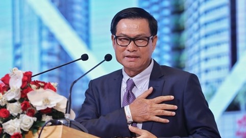 Vừa từ nhiệm Chủ tịch HĐQT, ông Nguyễn Bá Dương thoái bớt vốn tại Coteccons, không còn là cổ đông lớn