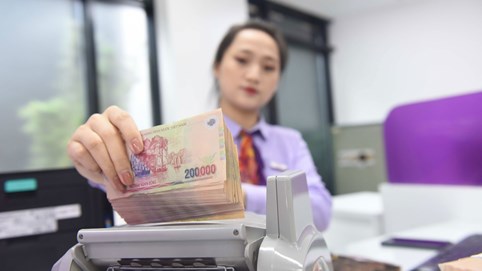 Các ngân hàng tham gia tái cơ cấu ngân hàng yếu kém được nới thêm “room” tín dụng