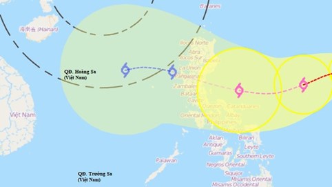 Goni mạnh thành siêu bão trước khi vào Biển Đông