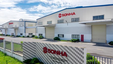 Kinh doanh tụt dốc, âm nặng dòng tiền, Quốc tế Sơn Hà (SHI) có gì để làm BĐS công nghiệp?