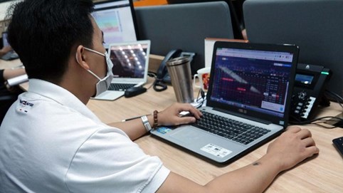 Sàn TP HCM lại lỗi khớp lệnh khi thanh khoản đạt kỷ lục lịch sử