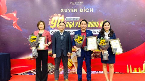 Lộc Sơn Hà tổng kết chiến dịch 