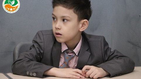 Tài năng nhí Klochkov Vladimir Hoàng: Thông minh và nhân ái