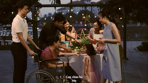 Không chỉ mẹ chồng- nàng dâu, mẹ và con gái cũng có lúc “bát đũa xô nhau” thế này