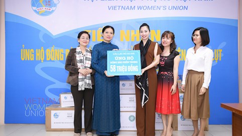 Câu lạc bộ Áo dài Việt Nam: Kêu gọi ủng hộ đồng bào lũ lụt miền Trung