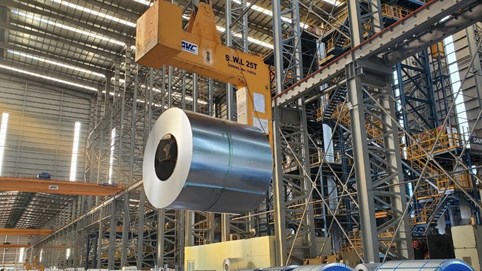 Tôn mạ kẽm Hoà Phát đáp ứng tiêu chuẩn quốc tế, đảm bảo tuổi thọ công trình, được doanh nghiệp FDI đặc biệt ưa chuộng 