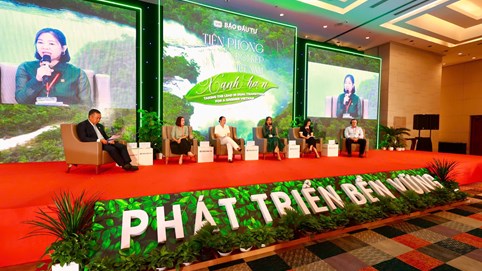 Hội thảo “Tiên phong chuyển đổi ‘kép’ vì một Việt Nam xanh hơn”