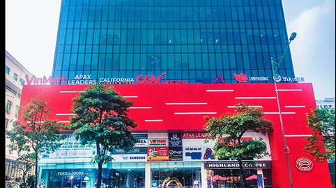 Mac Plaza: Thiên đường mua sắm, ẩm thực và giải trí 