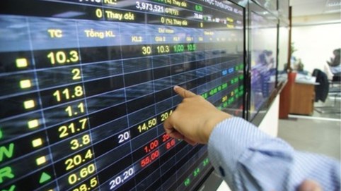 Chưa bao giờ tiền đổ vào thị trường chứng khoán nhiều như vậy