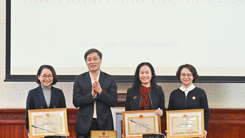 Tập trung đào tạo, xây dựng đội ngũ chuyên gia về pháp luật quốc tế