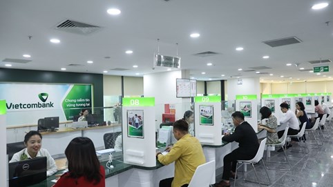 Vietcombank lần đầu có gói miễn phí chuyển tiền online
