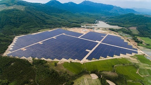 Nhiều dự án điện gió và điện mặt trời gặp khó