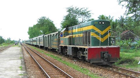 Đường sắt tụt hậu quá lâu và cần cuộc cách mạng để thay đổi