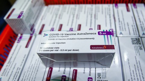 Ngày 16/5, thêm gần 1,7 triệu liều vắc xin phòng Covid-19 tới Việt Nam