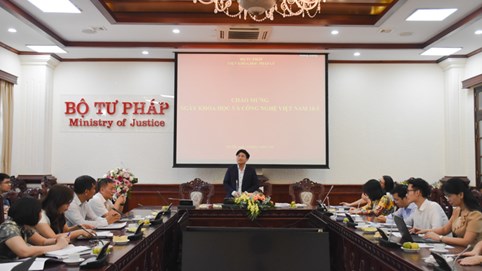 Tăng cường ứng dụng các kết quả nghiên cứu khoa học vào thực tiễn