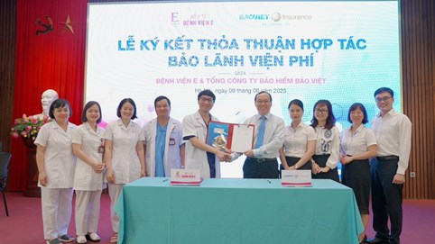 Bảo hiểm Bảo Việt mở rộng hệ thống bệnh viện hợp tác, ký kết hợp tác với Bệnh viện Hòe Nhai và Bệnh viện E