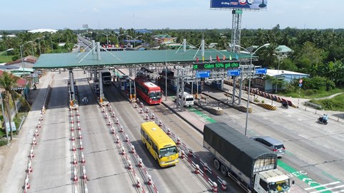 Giảm 10-30% phí sử dụng đường bộ đến hết năm 2020