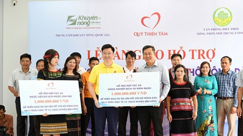 Quỹ Thiện Tâm đón nhận huân Huân chương Lao động hạng Nhất của Chủ tịch nước