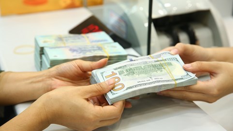 Nhiều địa chỉ tiếp tay chuyển tiền ra nước ngoài