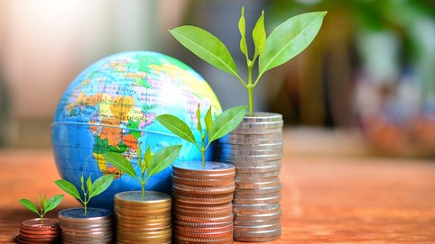 Giao dịch chứng khoán sáng 3/9: Nhóm Vingroup nổi sóng, VN-Index leo lên 900 điểm