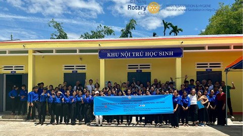 Rotary Club of Da Nang hợp tác cùng các Câu Lạc Bộ Rotary  thực hiện dự án về WASH nhằm nâng cấp và xây mới khu nội trú của trường THPT Hiệp Đức