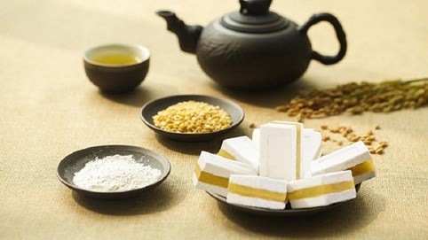 Khám phá sản vật miền Bắc Việt Nam (Kỳ 5): bánh khảo, bánh cuốn canh, xôi trám đen Cao Bằng