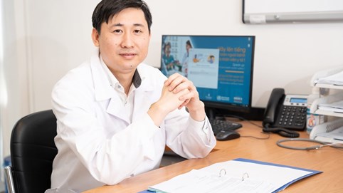 'Cuộc marathon trong phòng mổ' giành lại sự sống cho bệnh nhân ung thư xương hiếm gặp