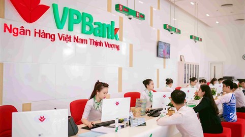 VPBank thanh lý hàng trăm chiếc xe ô tô để xử lý nợ