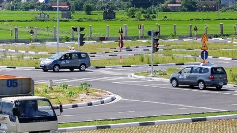 Từ ngày 20/10, Hà Nội tổ chức lại các kỳ sát hạch cấp giấy phép lái xe