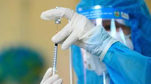 TP HCM ban hành kế hoạch tiêm vắc xin cho trẻ em