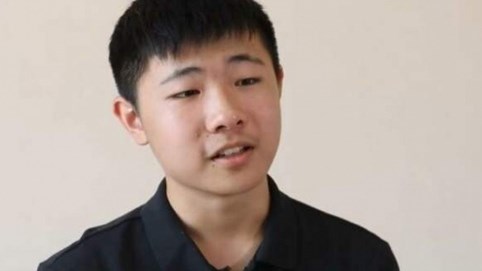 CEO sinh năm 2000, lập công ty năm 15 tuổi: Được gọi là ‘Jack Ma tiếp theo’, ‘cà khịa’ doanh nhân lớn tuổi vẫn được CEO Xiaomi bênh vực