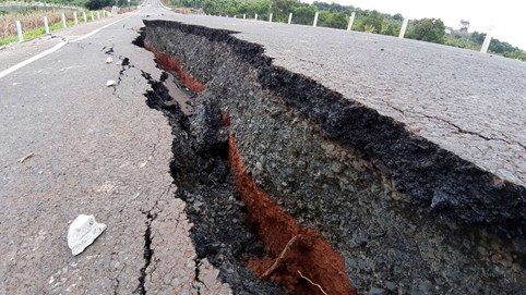 Khởi tố vụ đường 250 tỷ vừa làm xong đã ‘nát’ ở Gia Lai