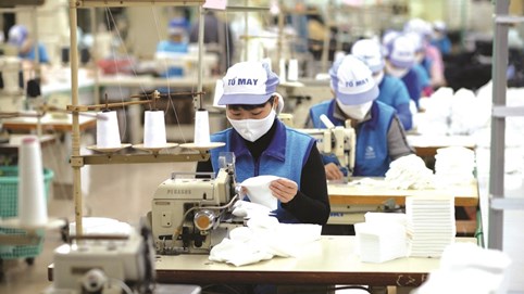 Giãn nợ hỗ trợ các doanh nghiệp khó khăn do dịch Covid-19